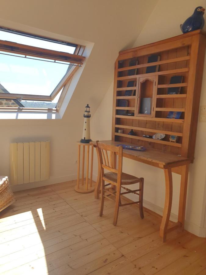 Maison Typique Bretonne A 5 Min De La Plage A Pied Крозон Екстериор снимка